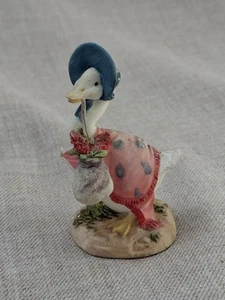 Border Fine Arts Beatrix Potter Jemima Puddle-Duck with Bag of Herbs A2350. 8 cm - Foto 1 di 6