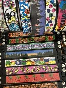 Braccialetti a scatto serigrafati lotto di 50 mai indossati scene sorridenti animali - Foto 1 di 5