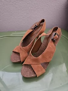 BCBG Generation Heels Savanna Color Size 7M/37 - Picture 1 of 5