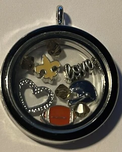 Medallón New Orleans Saints NFL Memory Charm con cadena de 22 pulgadas NUEVO - Imagen 1 de 3
