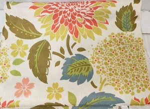 Printed Fabric Tablecloth 60" Round, HARVEST,AUTUMN BLOOM FLOWERS & LEAVES, CE - Picture 1 of 10