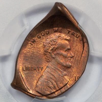 PCGS MS65 Foldover Strike Copper Lincoln Cent Mint Error Extremely Rare - Image 1 of 4