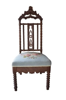 Silla lateral Primitiva de escuela dominical con punta de aguja de husillo antigua de 1800 Foto 1 de 4