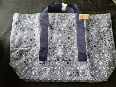 Bolso de Mano Victoria's Secret ROSA en Azul Paisley Nuevo Foto 1 de 4