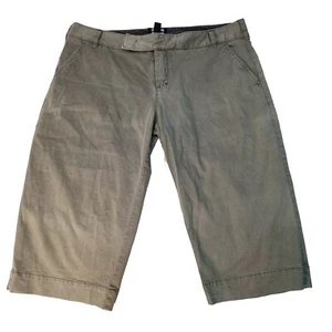 Vintage Y2K Below-Knee Shorts Capris Size 12 M Cotton Elastane Khaki Green VGUC - Picture 1 of 7