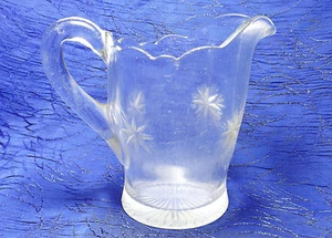 Kleiner Klarglaskrug Stern Berstmuster - Bild 1 von 4