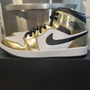 Nike Air Jordan 1 Mid SE Blanco Metálico Dorado Talla 12 DC1419 700 100% AUTÉNTICAS NUEVAS EN CAJA - Imagen 1 de 7