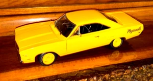 1/18 ACME GMP 1970 Plymouth Road Runner Lemon Twist Yellow High Detailed, Mint - Picture 1 of 14
