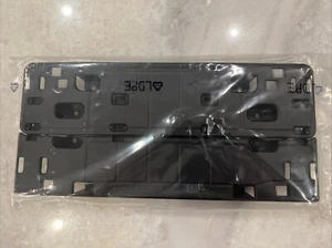 Soporte de placa frontal Audi RS5 montaje OEM genuino nuevo 18-22 - Imagen 1 de 3