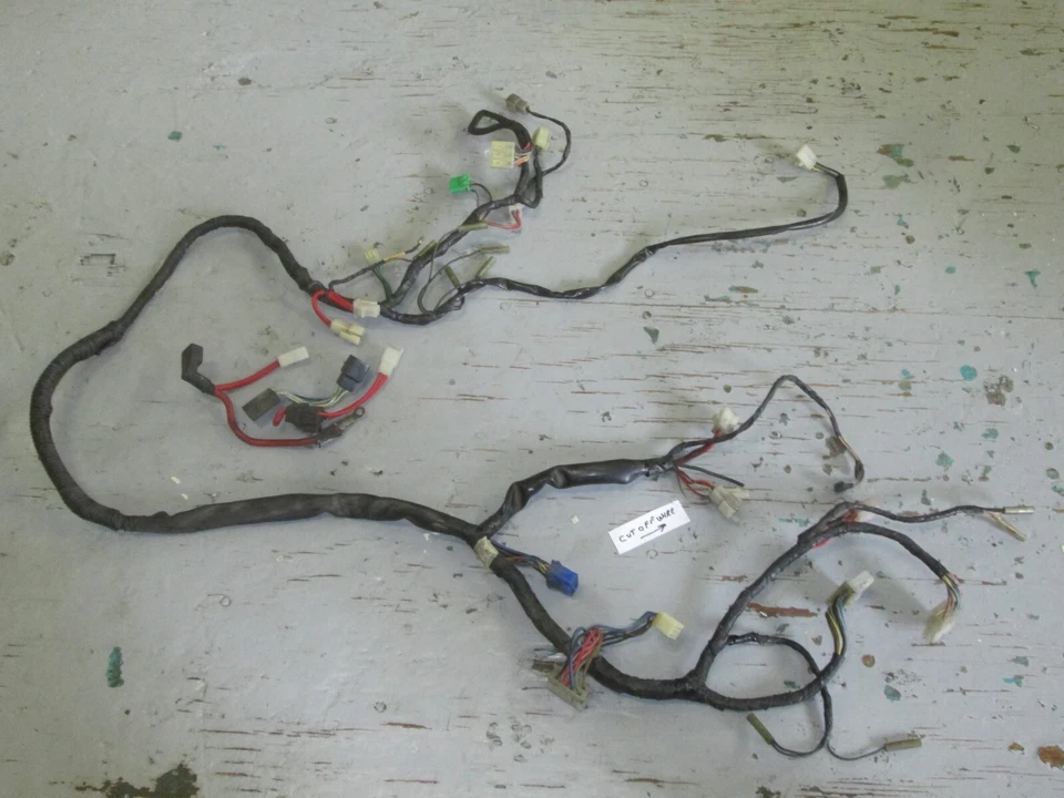 Conjunto de chicote de fios Yamaha 1984 - 1985 FJ1100 47M-82590-51-00 - Imagem 1 de 4