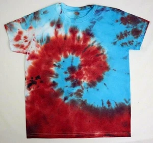 Kids Tie Dye Hanes T-Shirt M Medium Short Sleeve Red Blue Spiral - Picture 1 of 7