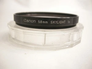 Genuine Canon 58mm Skylight 1x filter in Case - Picture 1 of 3