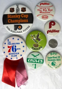 Philadelphia Sports Teams Pin Lot Most 1970s Phillies Flyers Eagles 76ers VTG - Picture 1 of 11