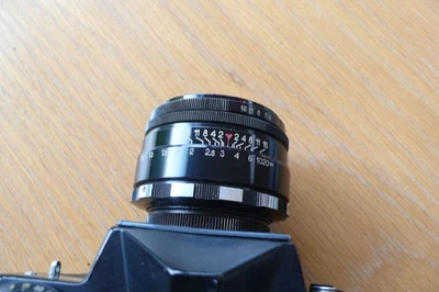 Zenit EM 35mm SLR Camera + Helios 44M 2/58 Pre-set Lens NICE WORKING - Image 1 of 4