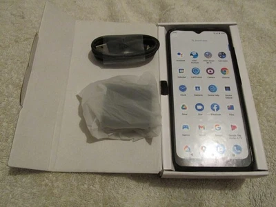 AT&T U626AA Maestro 3 6.5" 32GB 3GB RAM Ocean Green LTE AT&T Prepaid Smartphone - Image 1 of 4