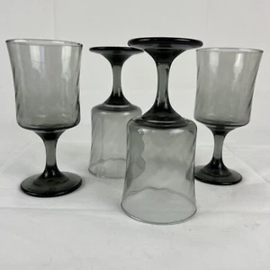 Juego 4 copas de agua de vino Libbey gris humo remolino óptico 8 oz de colección - Imagen 1 de 6