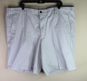 Dockers Men's Shorts, Khaki, Size 46, New Without Tags - Picture 1 of 6