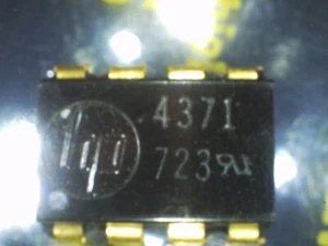HP 5082-4371 opto-coupler - Picture 1 of 3