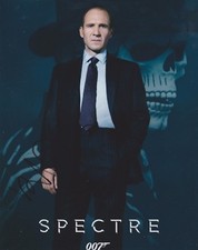 Ralph Fiennes Signed Spectre 10x8 Photo AFTAL