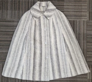 Heather Valley Vintage 1970's Women's Pure New Wool Short Cape Poncho Lovely - Picture 1 of 22