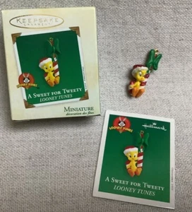 Hallmark Ornament Miniature 2003 A Sweet For Tweety Looney Tunes - Imagen 1 de 6