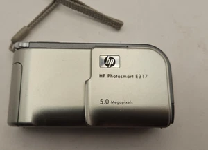 HP PhotoSmart E317 5,0 megapixel fotocamera digitale modello #SNPRB-0501 testata funziona benissimo - Foto 1 di 5