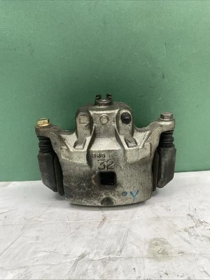 Pinza de freno delantera Nissan Sentra 2013-2019 hardware de parada lado del conductor izquierdo OEM Foto 1 de 4