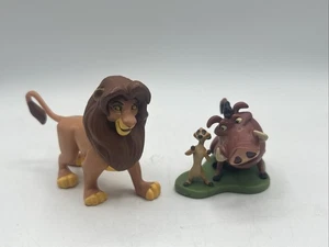Disney Re Leone Adulto Simba & Timon\Pumbaa Statuina 3" Cake Topper Giocattolo Sciolto - Foto 1 di 7