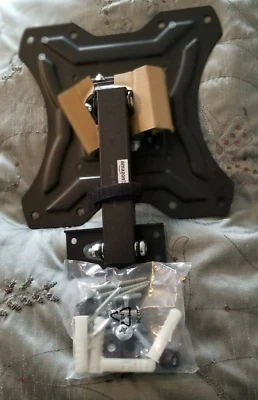 Amazon Basics Essentials TV Wall Bracket Mount 23-50" Single Arm Swivel And Tilt - Image 1 of 4