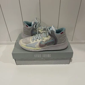 Size 7 - Nike Kyrie 5 Flytrap EP 1 World 1 People 2022 - Picture 1 of 9