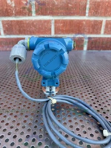 Transmisor de presión Rosemount 2090FG2S2DE1Q4 0 a 150 PSI con montaje de 2" - Imagen 1 de 8
