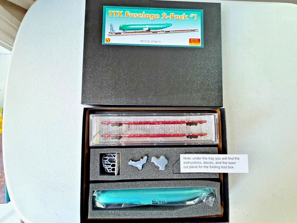 Micro-Trains #993 01 781 N TTX Fuselage 2-Pack Set #1 - #981218 & #978674 - NOS - Image 1 of 4