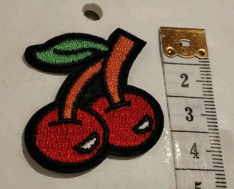 Patches Bügel-Bilder Aufbügler Aufnäher Sticker Abzeichen Patch Maße Im Bild  - Bild 1 von 1