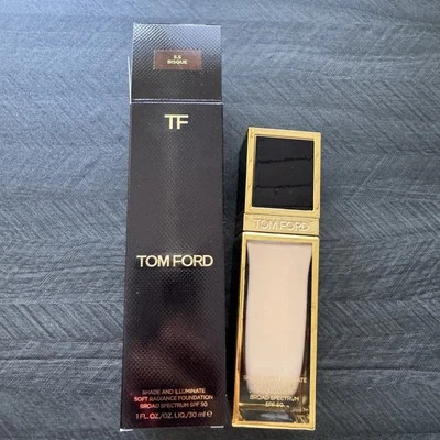 Tom Ford Shade And Illuminate Soft Radiance SPF50 Foundation BISQUE 5.5 - Image 1 of 3