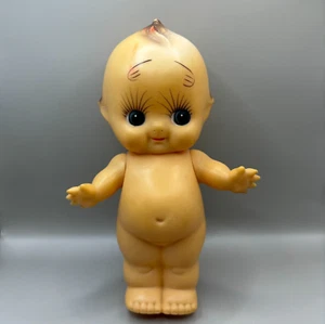 Muñeca Kewpie Showa Japón Vintage Vinilo Chirrido Juguete 9" ~ Alas Verdes/Ojos Azules - Imagen 1 de 11