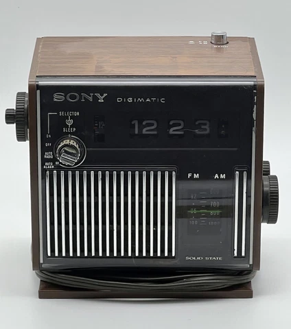 Sony Digimatic 1973 AM/FM Radio Alarm Slow Turn Number Clock #TFM-C440W-*Isuues Cover