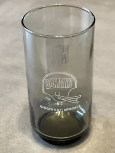 Vintage Cincinnati Bengals Burger Chef Collector Glass 1979 Smokey Gray - Picture 1 of 2