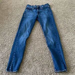 Gap Denim Womens Dark Wash Mid Rise Skinny Jeans Size 29 - Picture 1 of 9