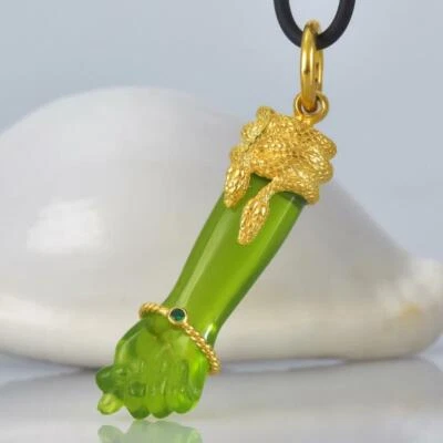 Gold Vermeil Sterling Mano Fico Figa Anhänger Geschnitzt Chalzedon Smaragd 10.63 - Bild 1 von 4