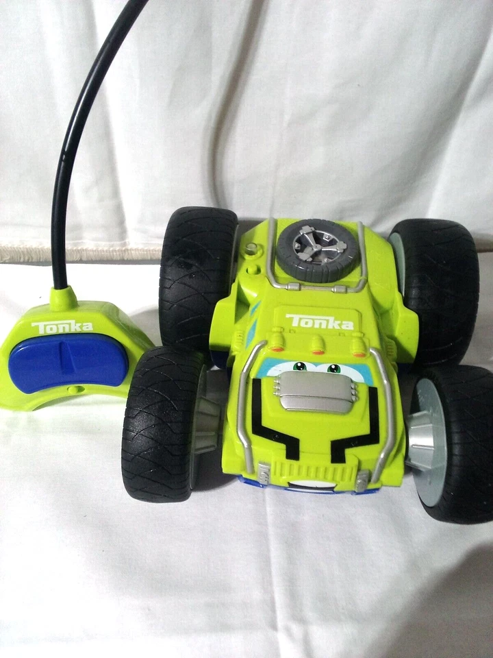 tonka chuck and friends flip blue/green bounce back racer remote control car - Image 1 of 4