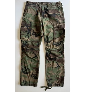 Pantalones cargo militares camuflados MNML para hombre 34x30,5 Y2K holgados camuflaje verde años 90 BDU - Imagen 1 de 18