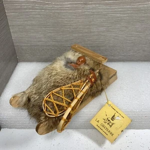 Vintage LA CHEYENNE Souvenir Native Eskimo Doll & Sled Real Fur Made in Canada - Bild 1 von 9