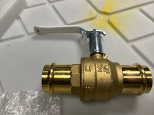 Ultra Pure Propress Ball Valve, 1-1/2" X 1-1/2" - Picture 1 of 5