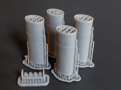 1/350 Titanic Funnels - Image 1 of 4