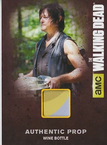 The Walking Dead Season 4/1 M03 Prop Card Wine Bottle (B) - Foto 1 di 2
