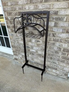 Fleur De Lis Hose Stand Outdoor Ground Mount Rack Water Garden Decor - Picture 1 of 9