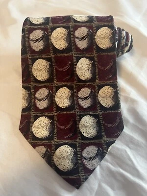 J.Z. Corbata Richards Roja/Blanca/Negro "Béisbol" Toda Seda Hecha en EE. UU. 60"x4" Foto 1 de 4