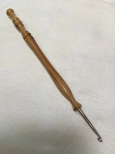 Exotic PINK FLAME WOOD Hand madeTHREAD CROCHET HOOK u choose the hook sz 00 -14 - Picture 1 of 3