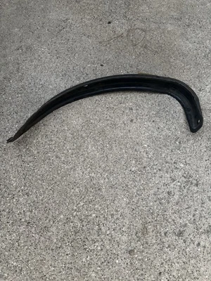 НОВЫЙ ИЗ СТАРЫХ ЗАПАСОВ 1947-53 CHEVROLET 3100 ПИКАП ПЕРЕДНЕЕ КРЫЛО КРОНШТЕЙН СКОБА OEM справа - Изображение 1 из 4