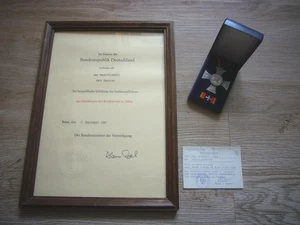 N1317) Ehrenkreuz der Bundeswehr in Silber mit Urkunde, Feldjägerausbildungskp. - Bild 1 von 7